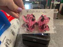 Load image into Gallery viewer, Faux Leather Bows