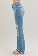 Load image into Gallery viewer, JUDY BLUE Mid Rise Destroy & Released Hem Bootcut