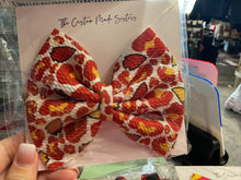 Load image into Gallery viewer, Hair Bows - 5in