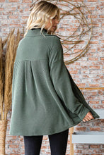 Load image into Gallery viewer, Ribbed Shacket w/Pockets