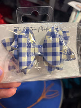 Load image into Gallery viewer, Faux Leather Bows