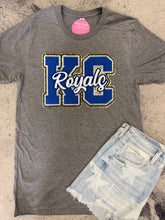 Load image into Gallery viewer, KC Royals Tee w/Chenille Patch