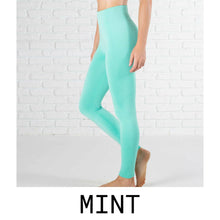 Load image into Gallery viewer, Slimming Fleece Lined Leggings