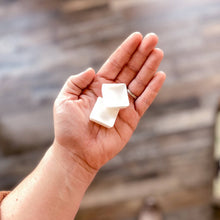 Load image into Gallery viewer, You're a Peach | Summer Wax Melts