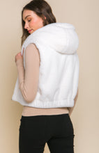 Load image into Gallery viewer, Soft Hooded Vest with Pockets