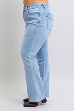 Load image into Gallery viewer, JUDY BLUE Thermal Bootcut