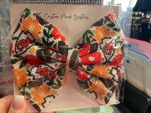 Load image into Gallery viewer, Hair Bows - 5in