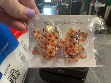 Load image into Gallery viewer, Faux Leather Bows