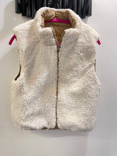 Load image into Gallery viewer, Reversible Vest with Sherpa