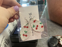 Load image into Gallery viewer, Earrings