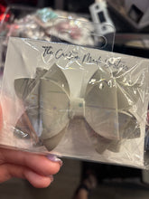 Load image into Gallery viewer, Faux Leather Bows