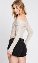 Load image into Gallery viewer, Off Shoulder Crop Top