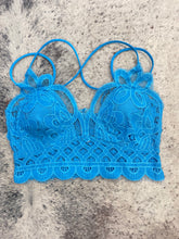 Load image into Gallery viewer, Crochet Lace Bralette