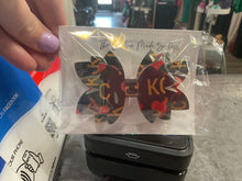 Load image into Gallery viewer, Faux Leather Bows