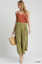 Load image into Gallery viewer, Wide Leg Cargo Pants (Green)