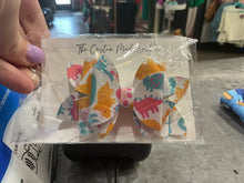 Load image into Gallery viewer, Faux Leather Bows