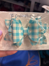 Load image into Gallery viewer, Faux Leather Bows