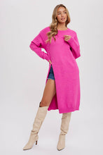 Load image into Gallery viewer, HIGH SLIT LONGLINE PULLOVER