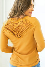 Load image into Gallery viewer, Crochet  Back Thermal Button Top
