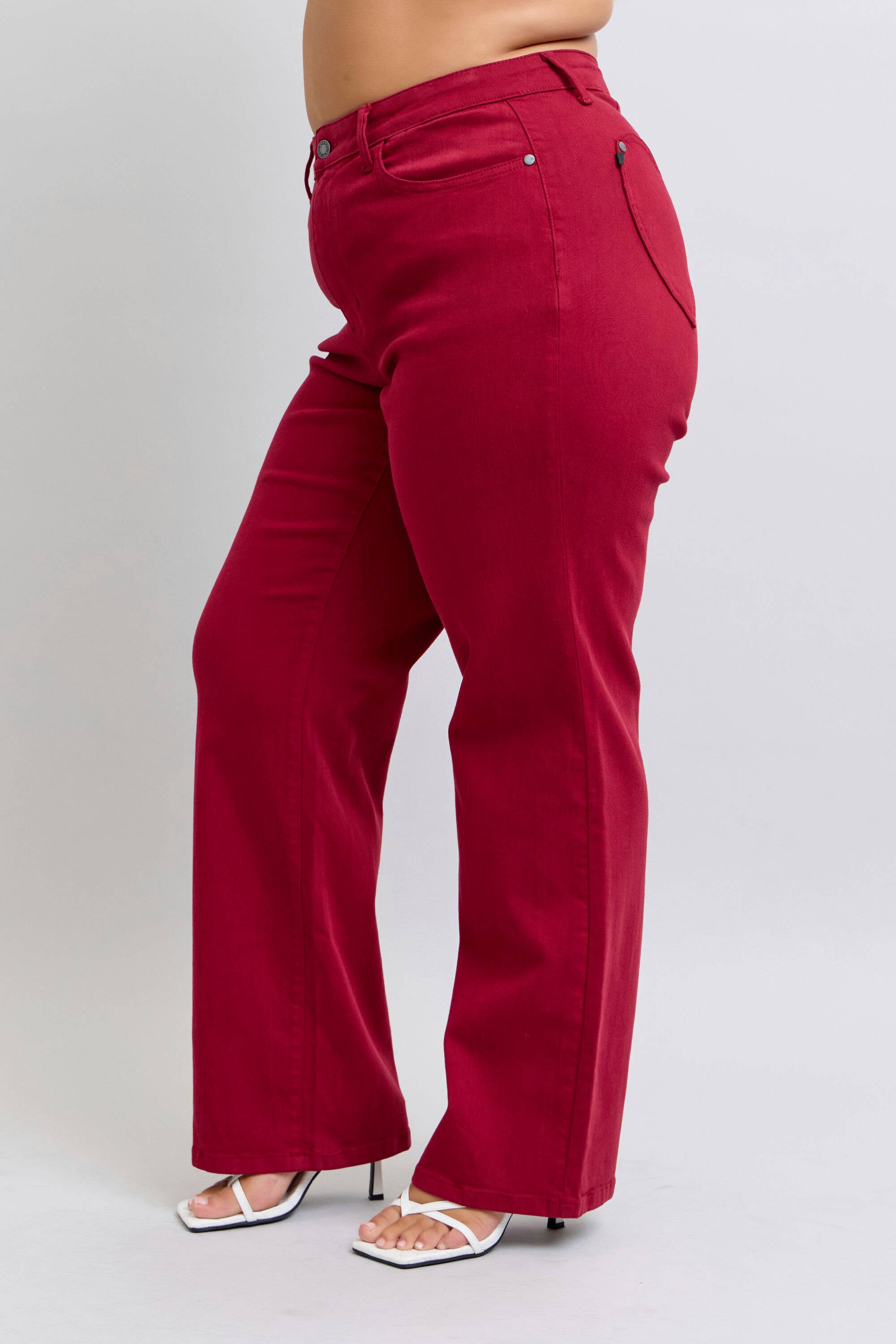 JUDY BLUE Heart Shaped Back Pockets High Waisted 90's Straight- PLUS