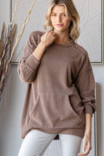 Load image into Gallery viewer, Ribbed Tunic Top w/Pockets
