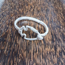Load image into Gallery viewer, Beautiful Bling Arrowhead Cuff Bracelet
