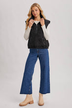 Load image into Gallery viewer, SHERPA CONTRAST HIGH STAND COLLAR VEST
