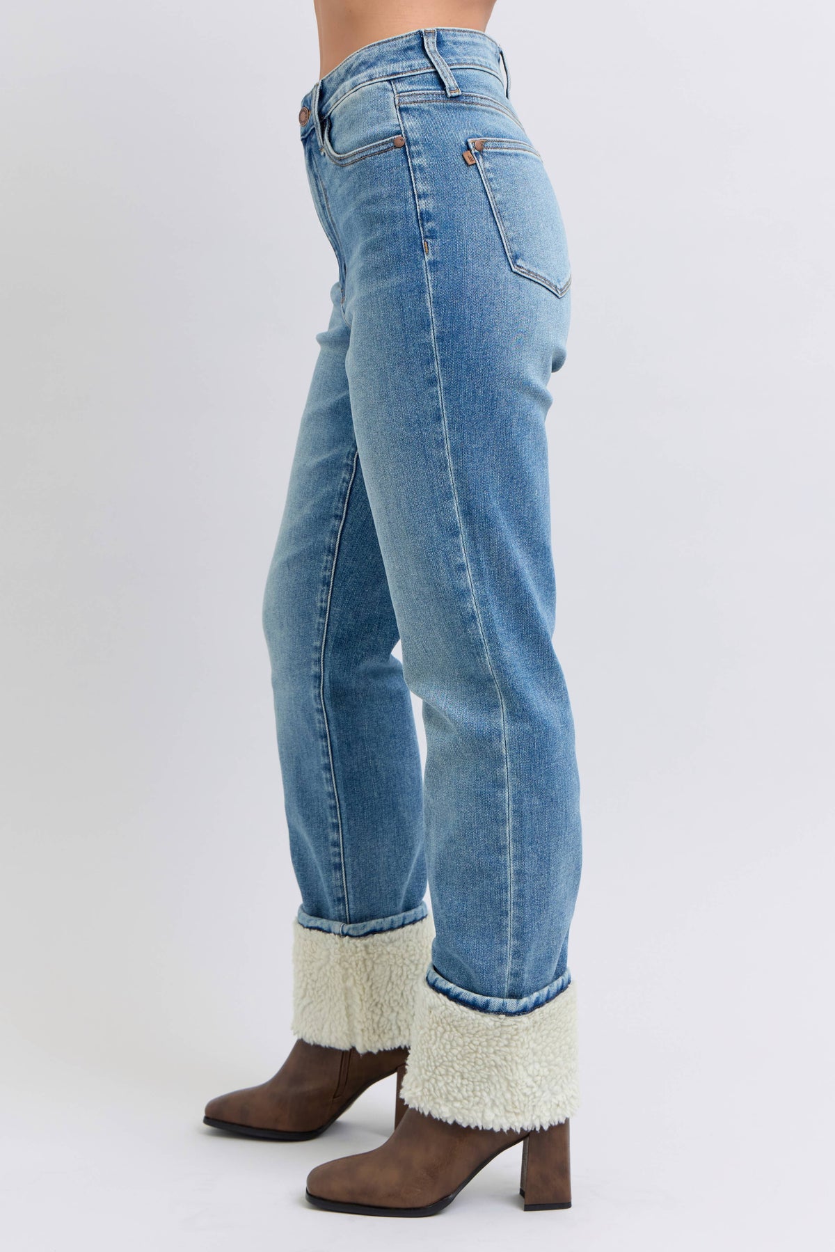 JUDY BLUE High Waisted Shearling Cuff Straight