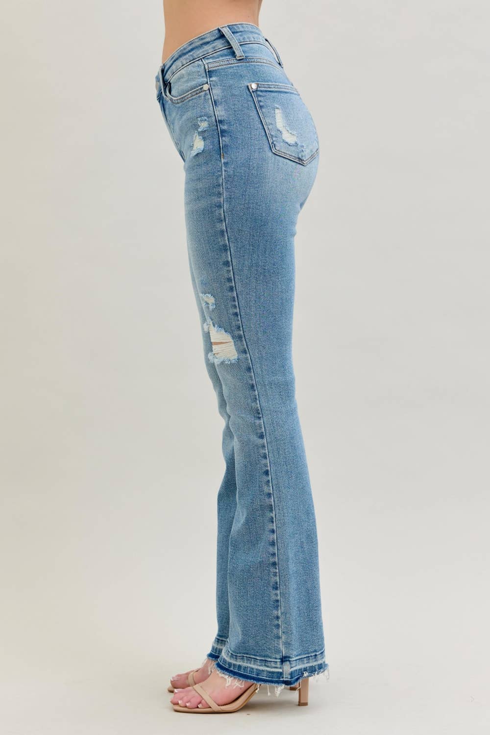 JUDY BLUE Mid Rise Destroy & Released Hem Bootcut
