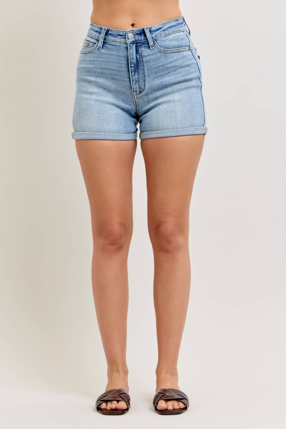 JUDY BLUE High Waisted Slim Short w/ Cell Phone Back Pkt
