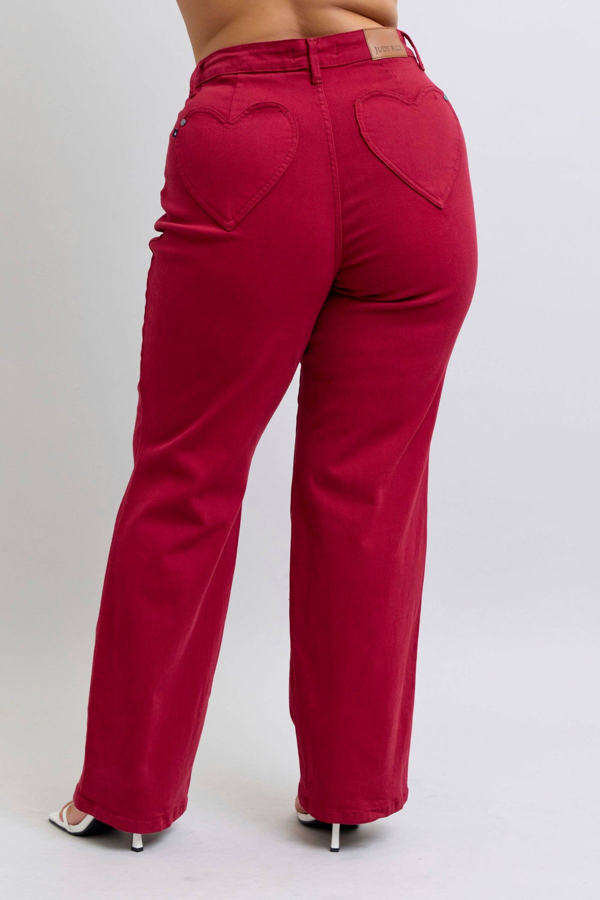 JUDY BLUE Heart Shaped Back Pockets High Waisted 90's Straight- PLUS