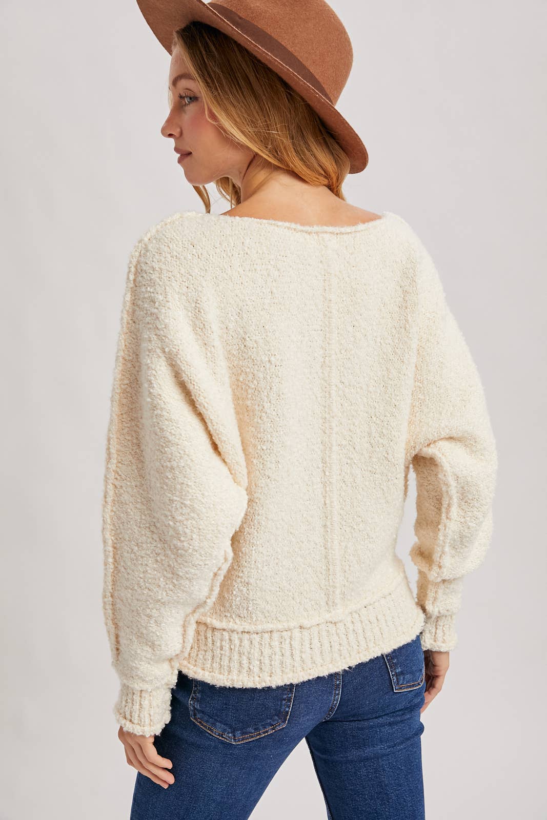 WIDE NECK OVERSIZED PULLOVER KNIT SWEATER