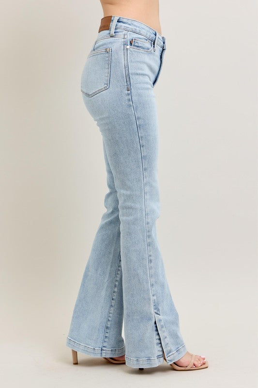 GiGi Vintage Wash w/Side Leg Slit Judy Blue Denim Jeans