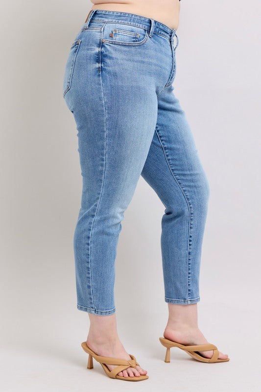 Dixie Belle Slim Fit Judy Blue Denim Jeans