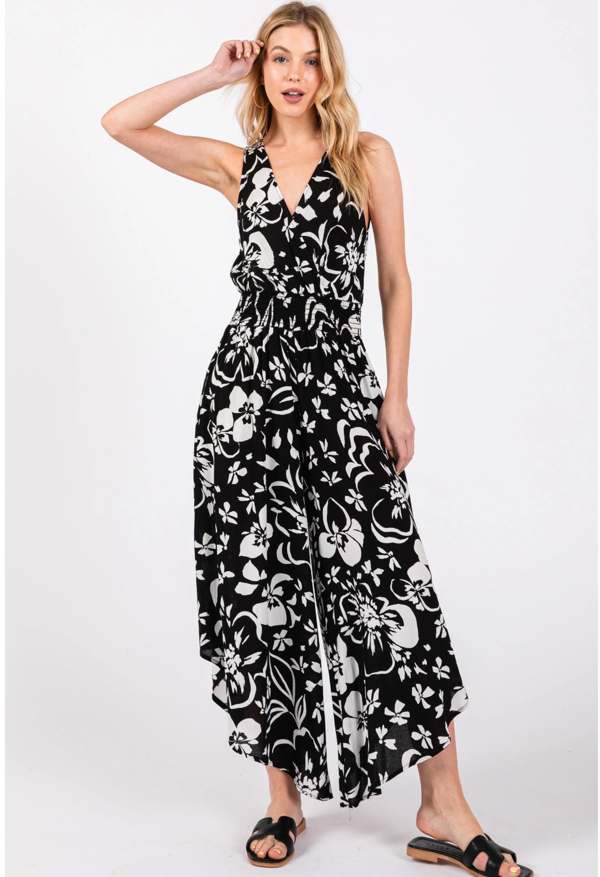 Sleeveless Jumpsuit w/Waist Smocking (Black)
