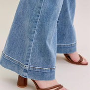 JUDY BLUE Mid Rise Flare - PLUS