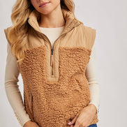 SHERPA CONTRAST HIGH STAND COLLAR VEST