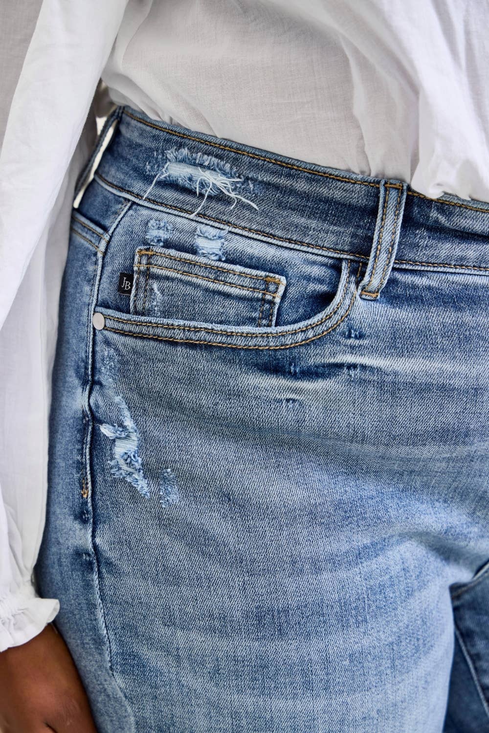 JUDY BLUE High Waisted w/ Destroy Crop Wide Leg - PLUS