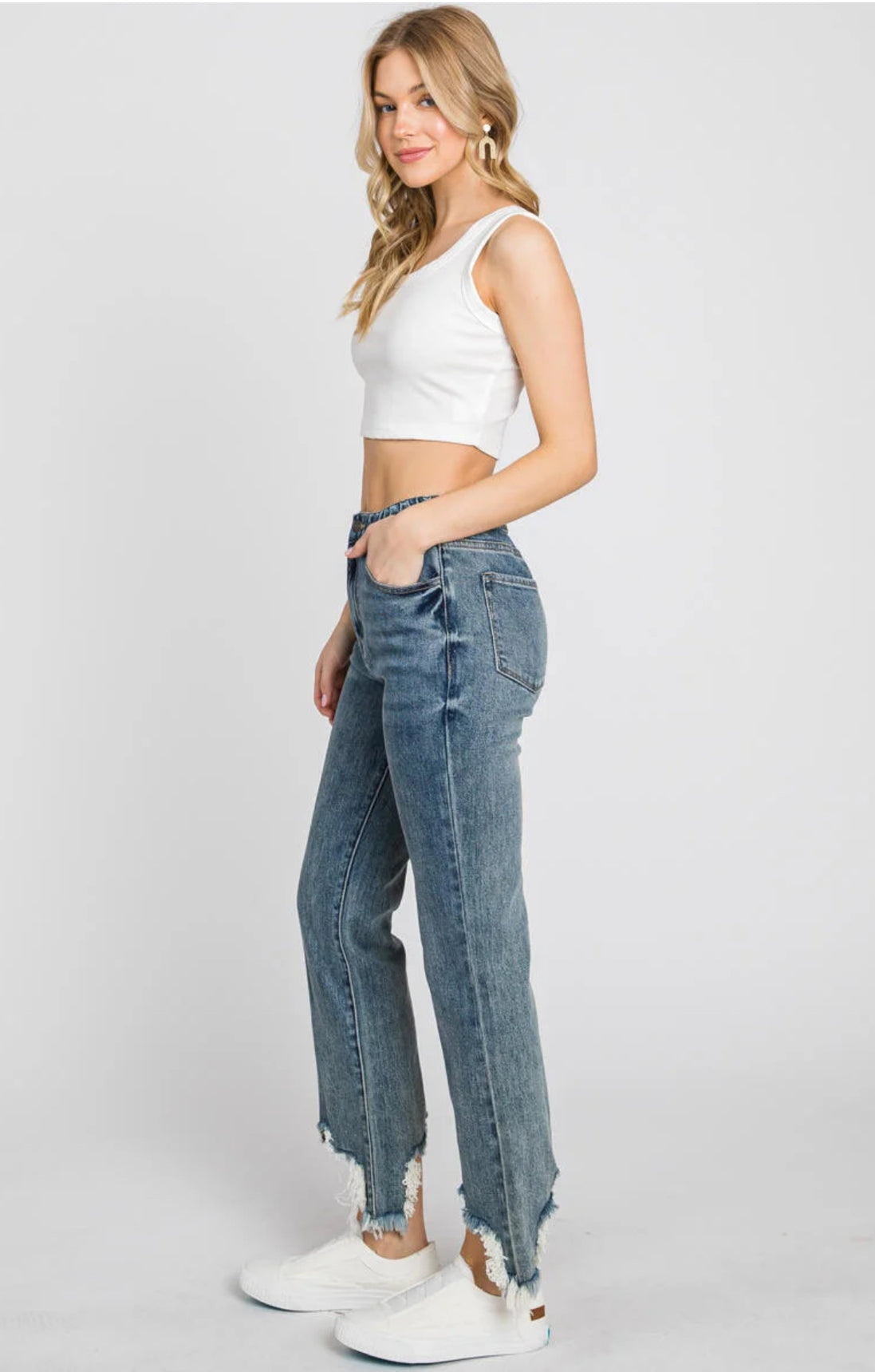 Tattered Hem Elastic Waist Jeans