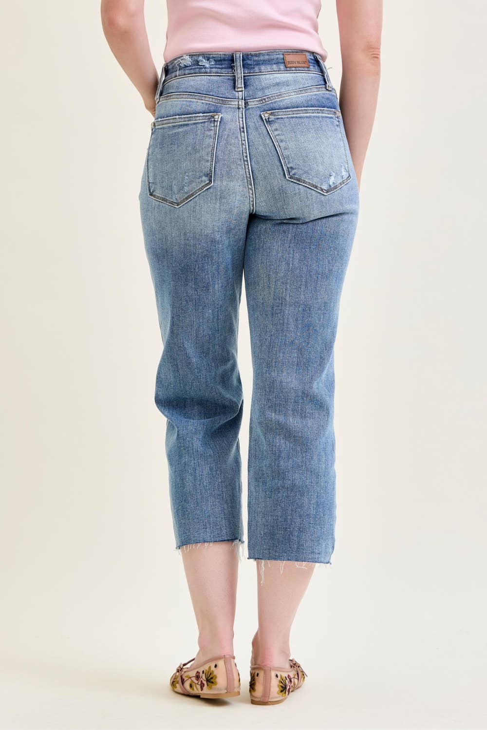 JUDY BLUE High Waisted w/ Destroy Crop Wide Leg