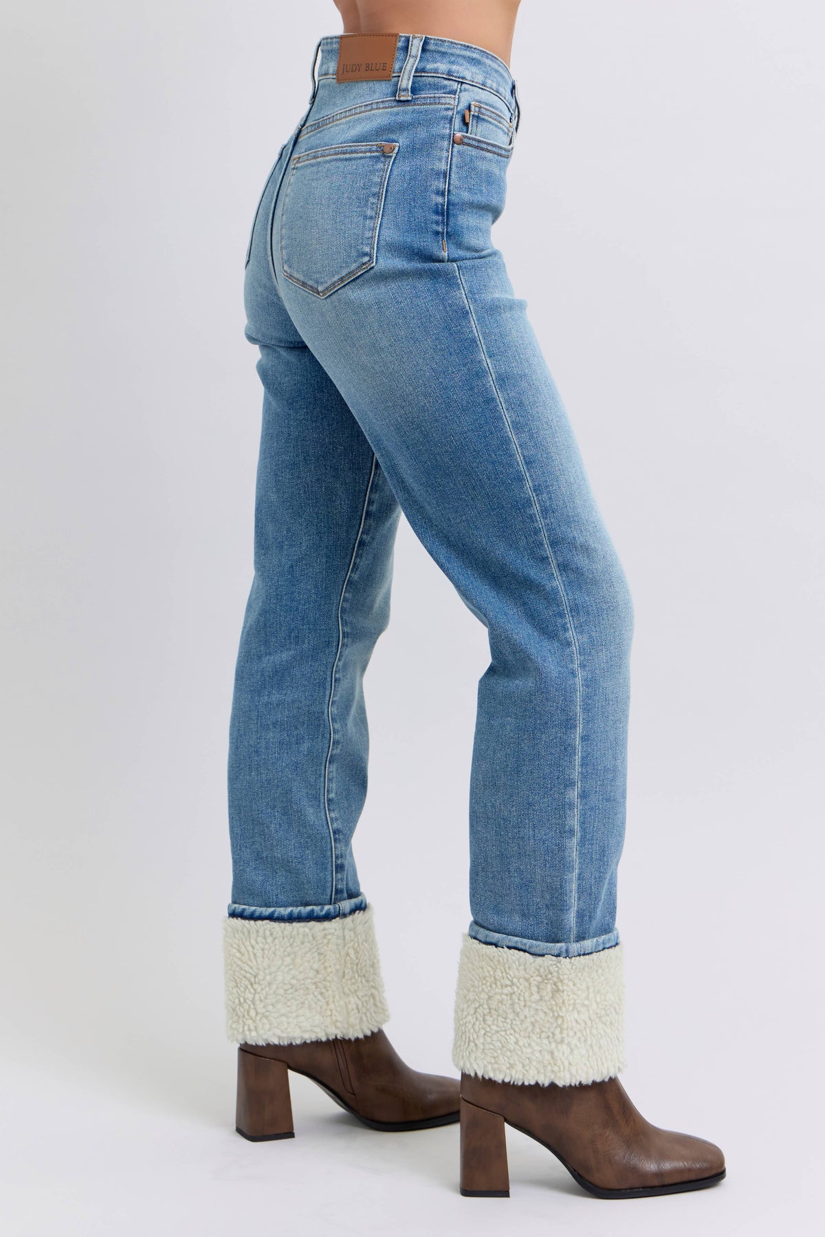 JUDY BLUE High Waisted Shearling Cuff Straight