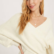 CROSSOVER RIBBED PULLOVER