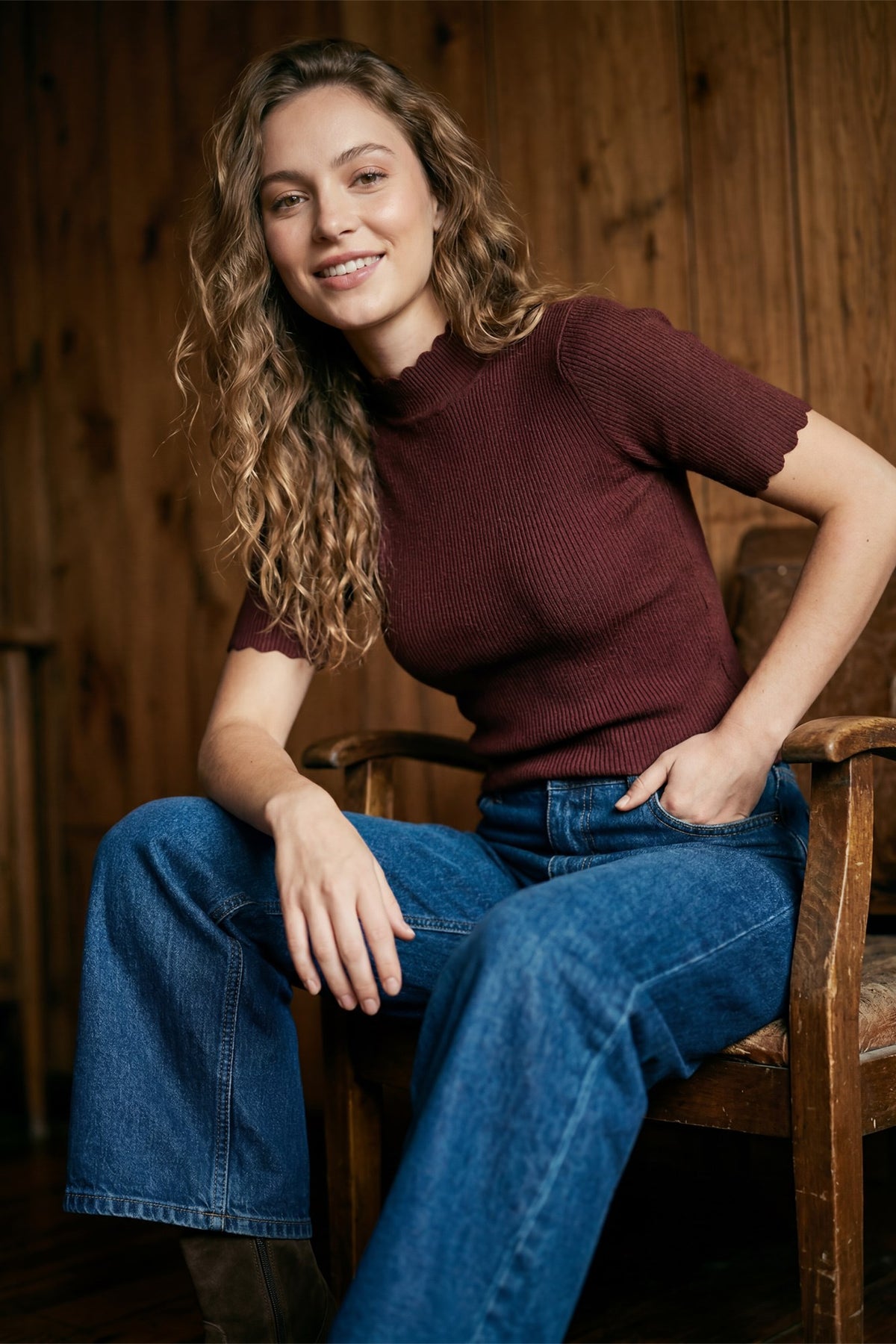 Short Sleeve Scallop Sweater