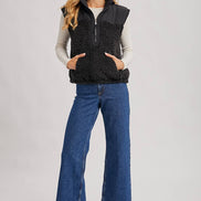 SHERPA CONTRAST HIGH STAND COLLAR VEST