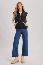 Load image into Gallery viewer, SHERPA CONTRAST HIGH STAND COLLAR VEST
