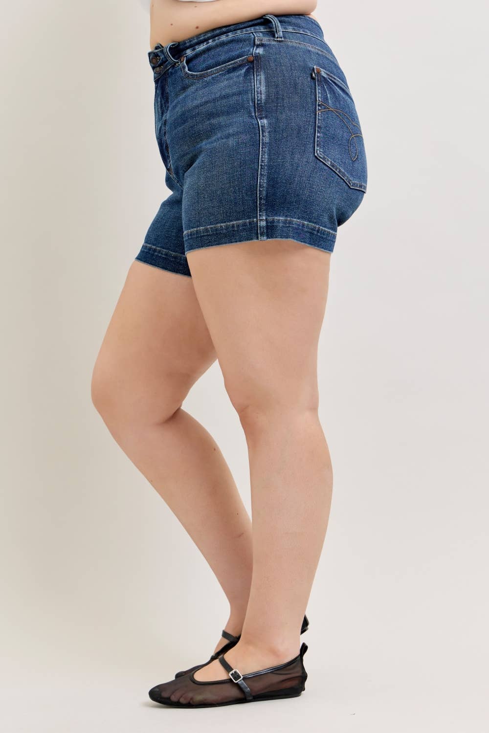 JUDY BLUE High Waisted Tummy Control Slim Short - PLUS