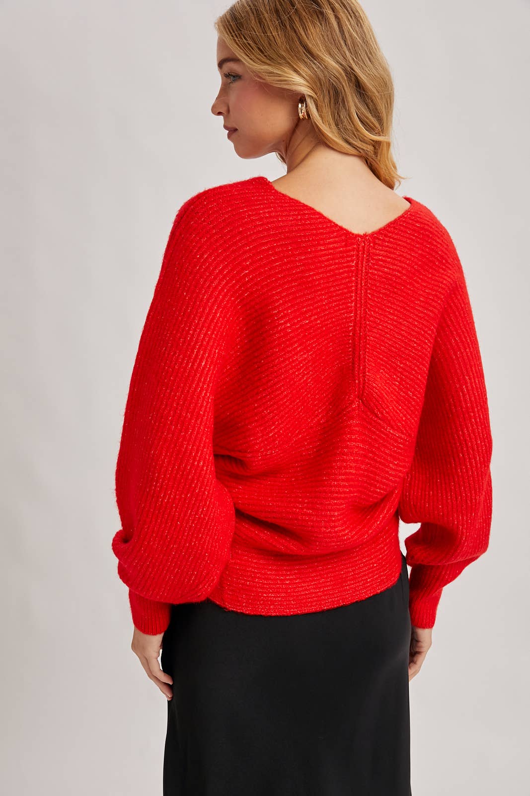 CROSSOVER RIBBED PULLOVER