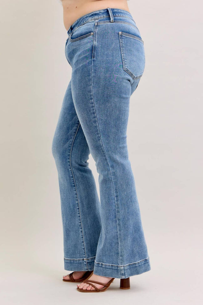 JUDY BLUE Mid Rise Flare - PLUS