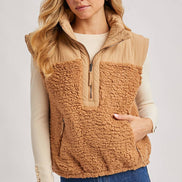 SHERPA CONTRAST HIGH STAND COLLAR VEST