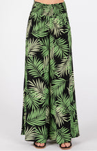 Load image into Gallery viewer, Smocked Waist Wide Leg Pants
